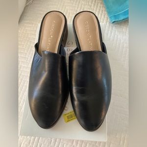 Gibson & Latimer Joury Leather
Block Heel Mules